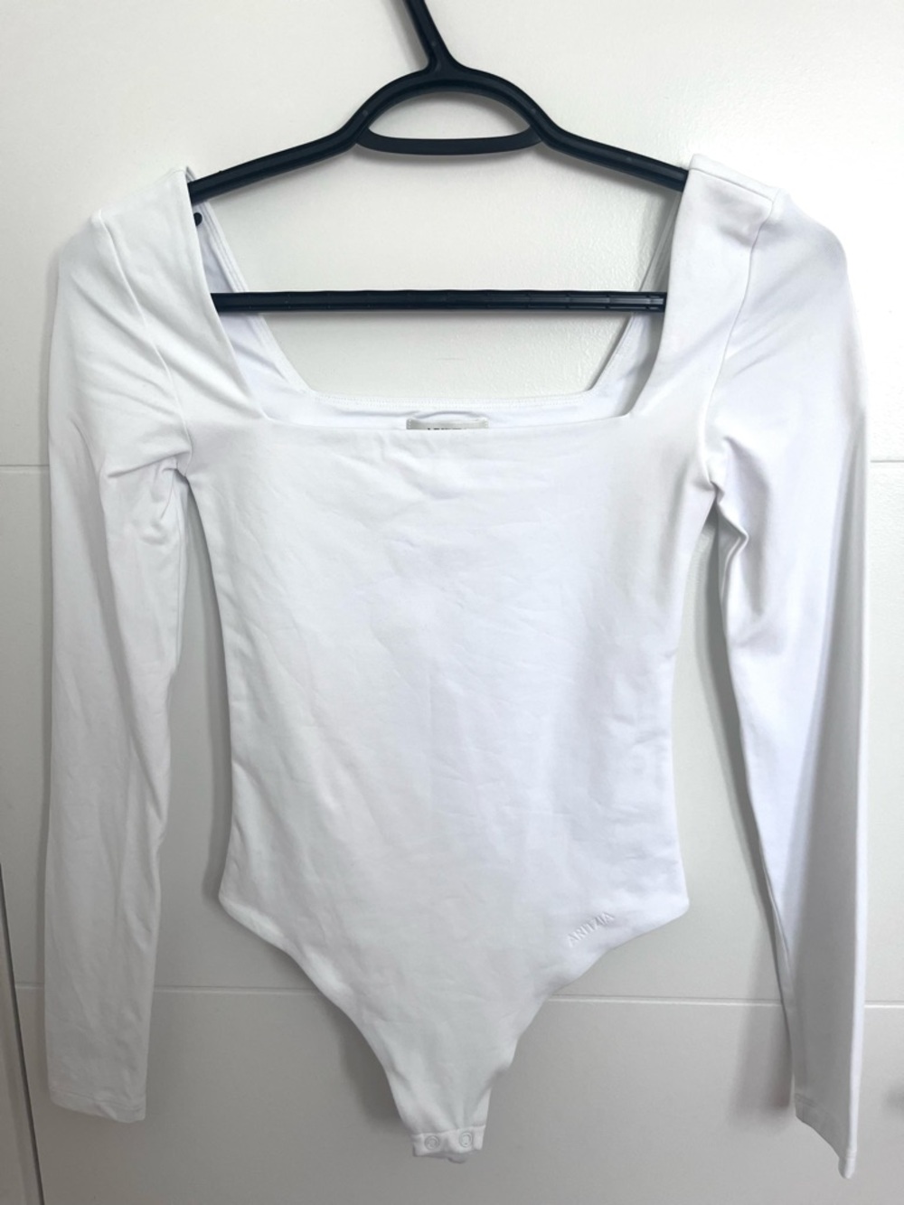 Aritzia White Long-Sleeve Square Neck Bodysuit - Picture 2 of 4